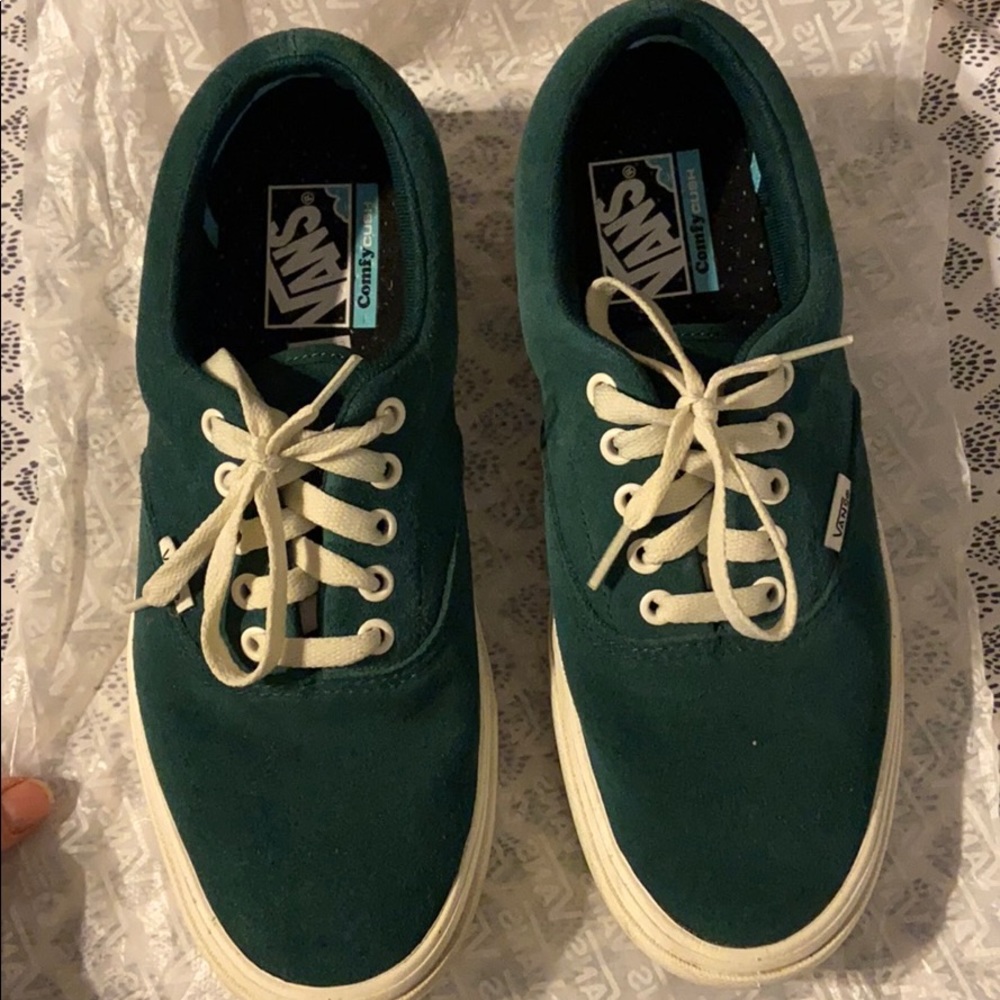 Vans Comfycush Era Vegan Suede in Bistro Green